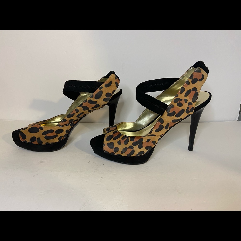 Carlos by Carlos Santana Women's Cosette leopard Dress Pump size 10 - Picture 6 of 15
